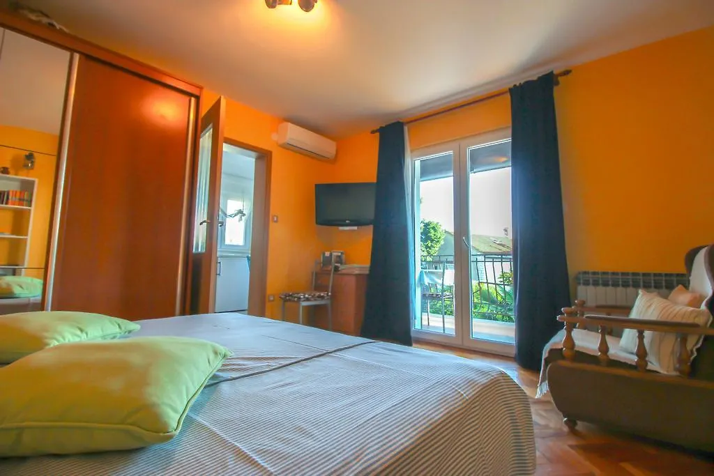 Apartments Mirta Rovinj 0*,