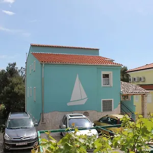  Apartment Apartmenthaus Fa
